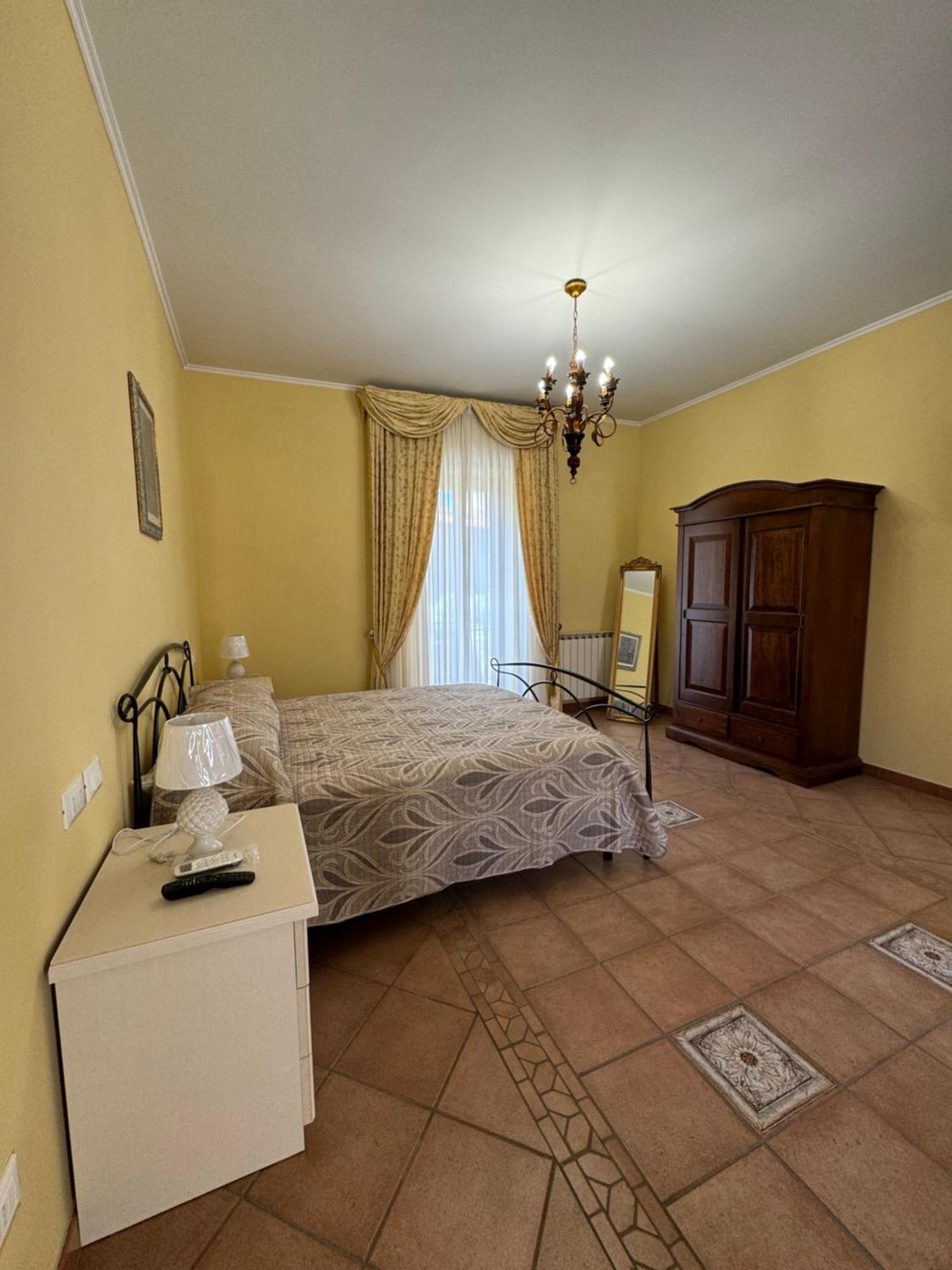 Casa Pepe - Fondi Vertice Rooms 외부 사진